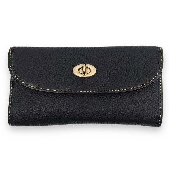 Dooney & Bourke Pebbled Leather Continental Turnlock Wallet Black NWT - Picture 1 of 12